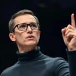 O Dia que Steve Jobs Surpreendeu a Secretária com Um Jaguar