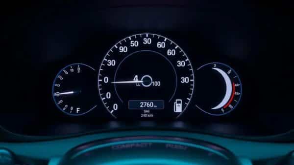 Top 10 Carros Econômicos: Descubra os Mais Eficientes do Brasil!