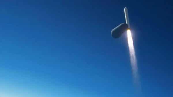 Blue Origin lança seis turistas ao espaço em voo suborbital histórico