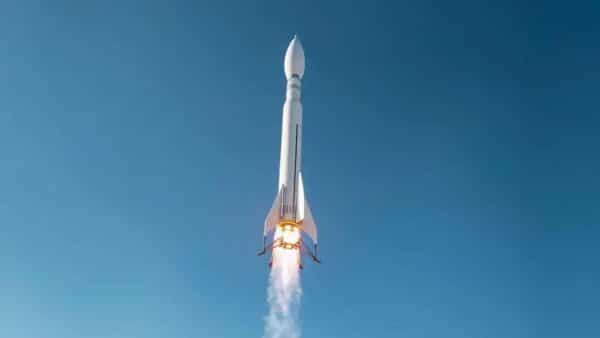 Honda testa com sucesso foguete reutilizável no Japão