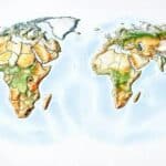 Como as projeções distorcem o tamanho real dos continentes e por que importa