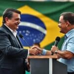 Bolsonaro decide apoiar Tarcísio de Freitas na corrida de 2026
