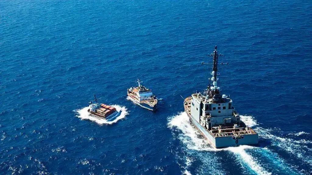 Contexto: navios suspeitos de tráfico de drogas no mar Contexto: navios suspeitos de tráfico de drogas no mar