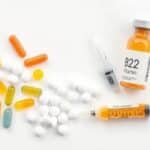 Qual a melhor vitamina B12? Guia entre cápsulas, sublingual, nasal e injeção