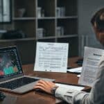 CZ surpreende com perdão de Trump; Binance nega ligações com a família Trump