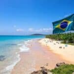 Praia do Molhe de Itajaí conquista Bandeira Azul e destaca turismo sustentável
