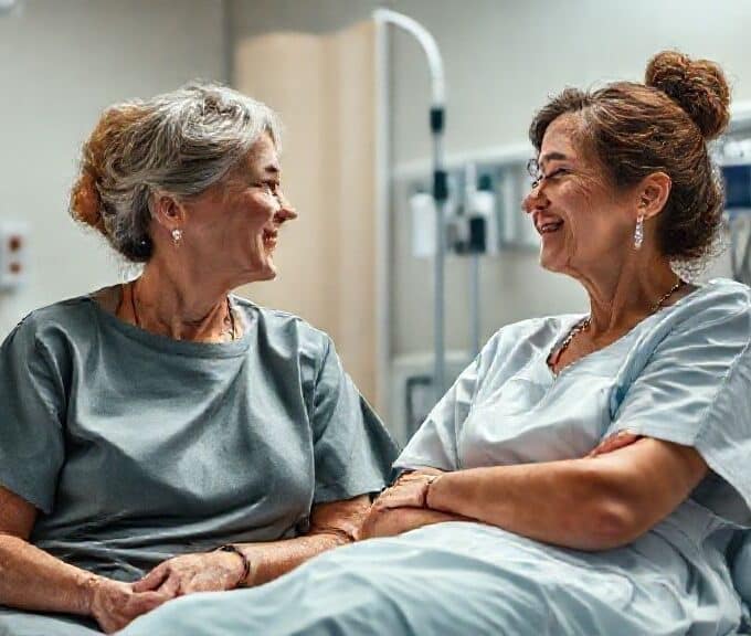 Transplante entre amigas emociona hospital em SC: história de superação